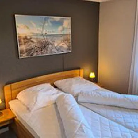 Ferienwohnung 50120 קרוליננזיל