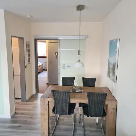 דירה Ferienwohnung 50120 *