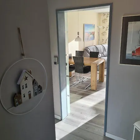 Ferienwohnung 50120 דירה קרוליננזיל